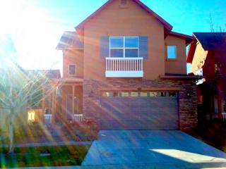 1021 Floral Ridge Way, Sparks, NV 89436-6352