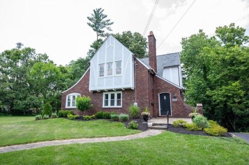 5039 Anderson Pl, Cincinnati, OH 45227-1601