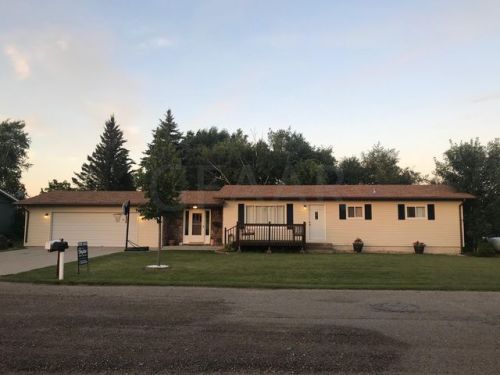 127 Lincoln St, Kempton, ND 58267-4010