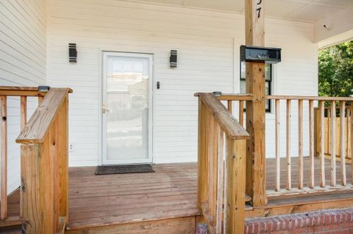 957 Metropolitan Pkwy, Atlanta GA  30310-2845 exterior