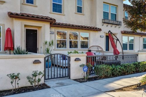12362 Cottonwood Pl, Whittier, CA 90670-3899
