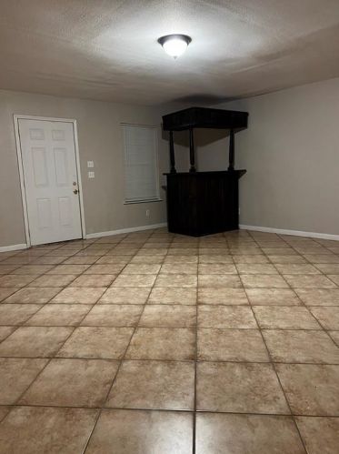 321 Holley St, Fort Worth TX  76140-3007 exterior