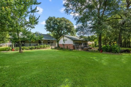 333 Woolridge Dr, Conroe TX  77301-6230 exterior