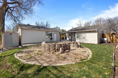 2370 Knox Ct, Denver CO  80219-5343 exterior
