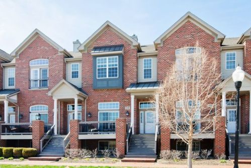316 Harrison St, Barrington Hills, IL 60102