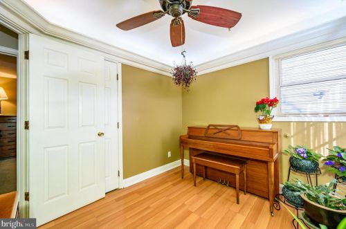 5 Petty Rdg Rd, Trenton NJ 08620-2419 exterior