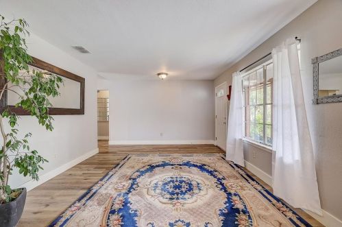 6535 Fair Valley Trl, Austin TX  78749-1250 exterior