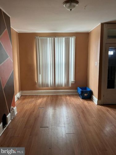 2030 22nd St, Philadelphia, PA 19121-1407