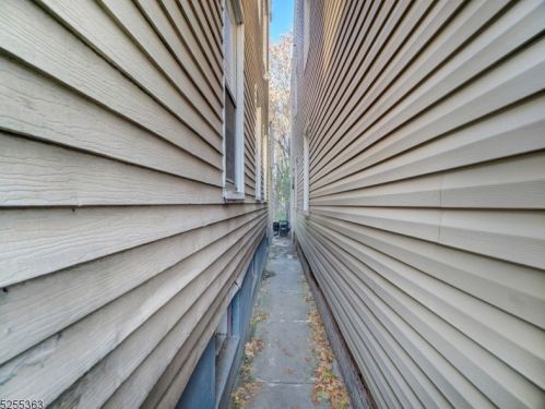 53 Sassafras St, Paterson NJ  07524-1733 exterior