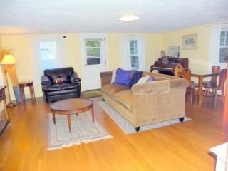 204 Monroe Ave, Wall Township NJ  07762-1721 exterior