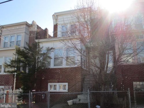 3002 Stevens St, Camden, NJ 08105-2320