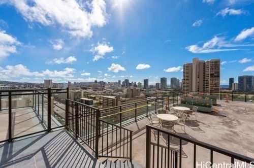 1415 Victoria St, Honolulu HI  96822-3685 exterior