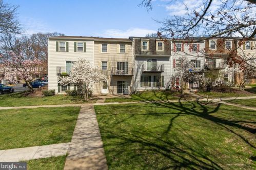 6350 Fenestra Ct, Springfield VA  22015-3539 exterior