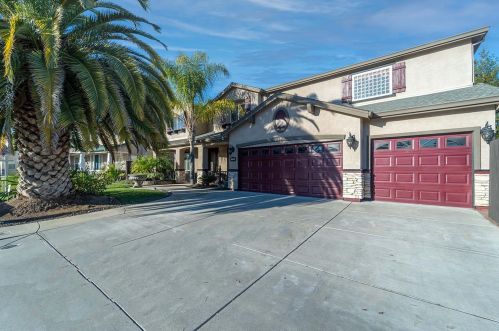 175 Tannehill Dr, Manteca, CA 95337-8994