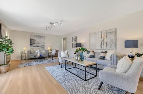 1888 Farndon Ave, Los Altos CA 94024-6948 exterior