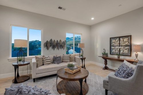 1709 Golden Hills Dr, Milpitas CA 95035-5002 exterior