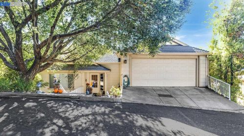 25424 Modoc Ct, Hayward, CA 94542-1148