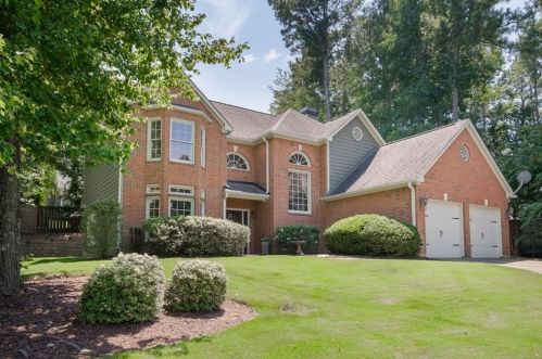 303 Sutton Ct, Holly Springs, GA 30189-6252