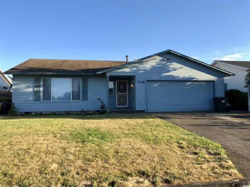 1328 Dogwood Dr, Woodburn, OR 97071-2767