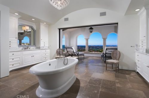 20 Black Falcon, Irvine CA  92603-0420 exterior