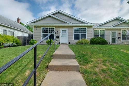 685 Armstrong Ave, Saint Paul, MN 55102-3803