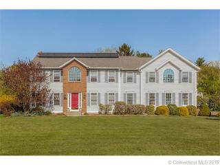 14 Lovley Dr, Plantsville, CT 06479-1372