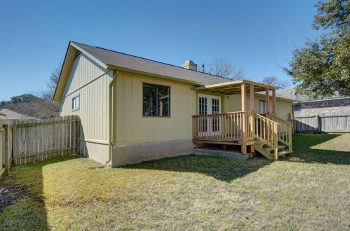 804 Calico Dr, Austin TX  78748-6404 exterior