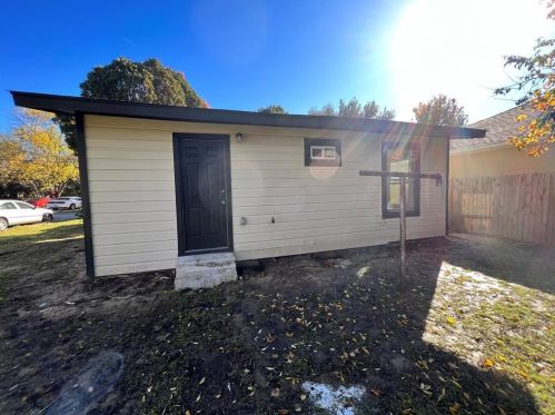 2518 Birdell St, Fort Worth TX  76105-2914 exterior