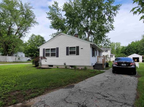 2 Margerie St, Concord, NH 03303-3424