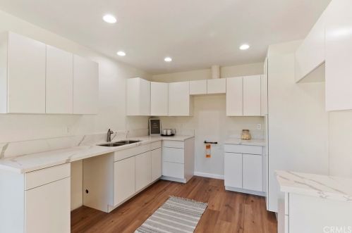 4332 Aldrich Ct, Riverside CA  92503-3202 exterior