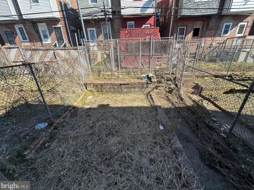 1717 Edgewood St, Philadelphia PA  19151-3914 exterior