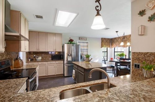 11200 Chatam Berry Ln, Austin TX  78748-3935 exterior