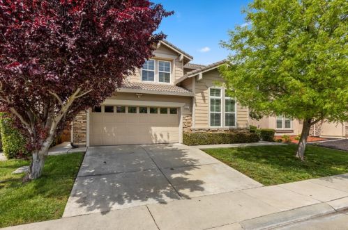 4917 Van Steyn Ct, Elk Grove, CA 95757-3537