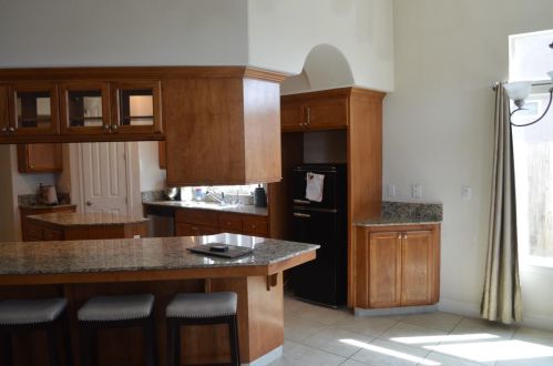 1525 Greenwich Dr, Los Banos CA  93635-6503 exterior