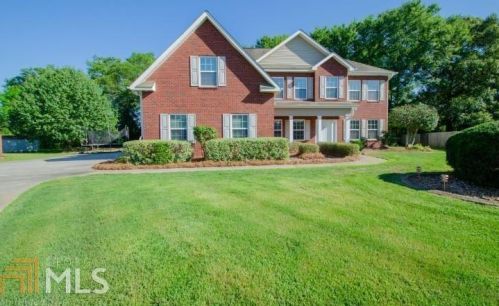 402 Sugarberry Ct, Bonaire, GA 31005-3499