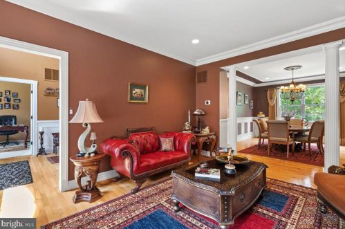 13 Colts Run Rd, Princeton NJ  08540-8593 exterior
