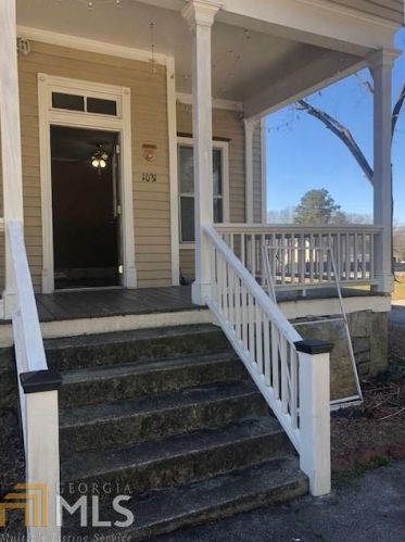 1031 Scott St, Conyers, GA 30012-5433