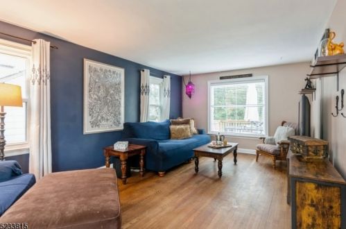 178 Linden Ave, Springfield, NJ 07081-1833