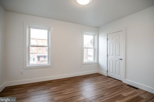 24 Ross St, Lancaster PA  17602-1940 exterior