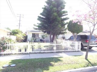 10250 Garrett Rd, Stanton, CA 90680-1410