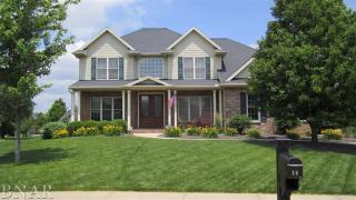 18 Strawberry Rd, Bloomington, IL 61704-2833