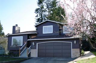 32 60th Pl, Everett, WA 98203-3470