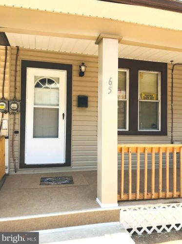 65 Vine St, Trenton, NJ 08638-4233