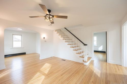 171 Torringford St, Torrington CT  06790-4129 exterior
