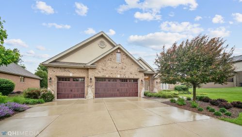 19335 Boulder Ridge Dr, Mokena, IL 60448-8230