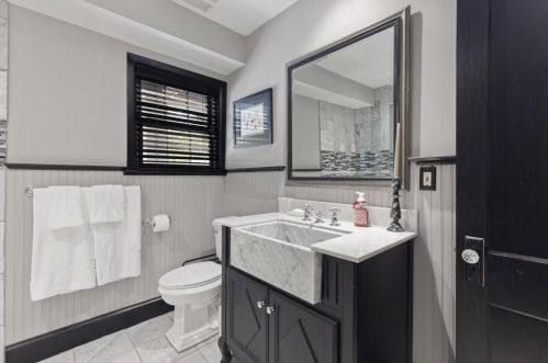 877 Highland Ter, Atlanta GA  30306-3411 exterior