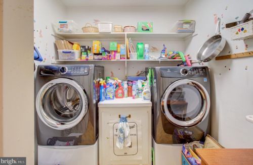 10 Clearview Ave, Trenton NJ  08619-1217 exterior