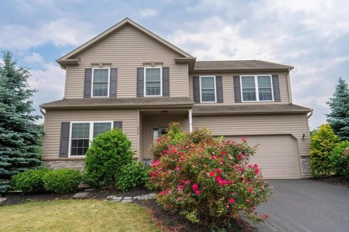 350 Sawgrass Dr, Allentown, PA 18104