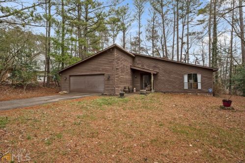 4252 Inlet Rd, Marietta, GA 30066-1865