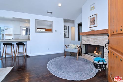 14609 Albers St, Van Nuys CA  91411-3711 exterior